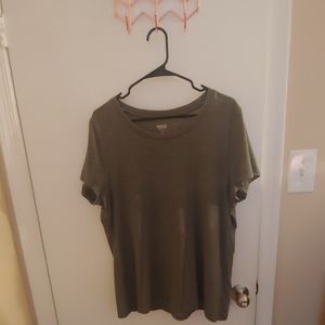 Mossimo Supply Co T-shirt